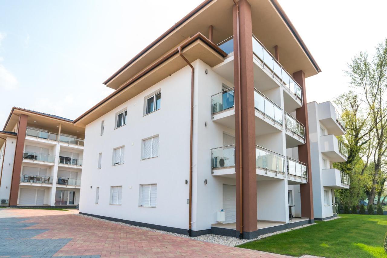 Sprint Apartman Шиофок Экстерьер фото